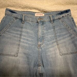 Lucky Brand Blue High Rise Jeans with Classic Stitching
